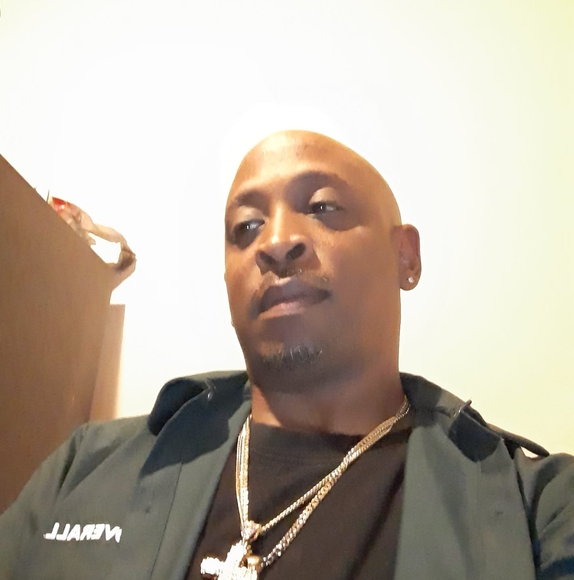 Meet your Posher, Murk - Picture 1 of 1